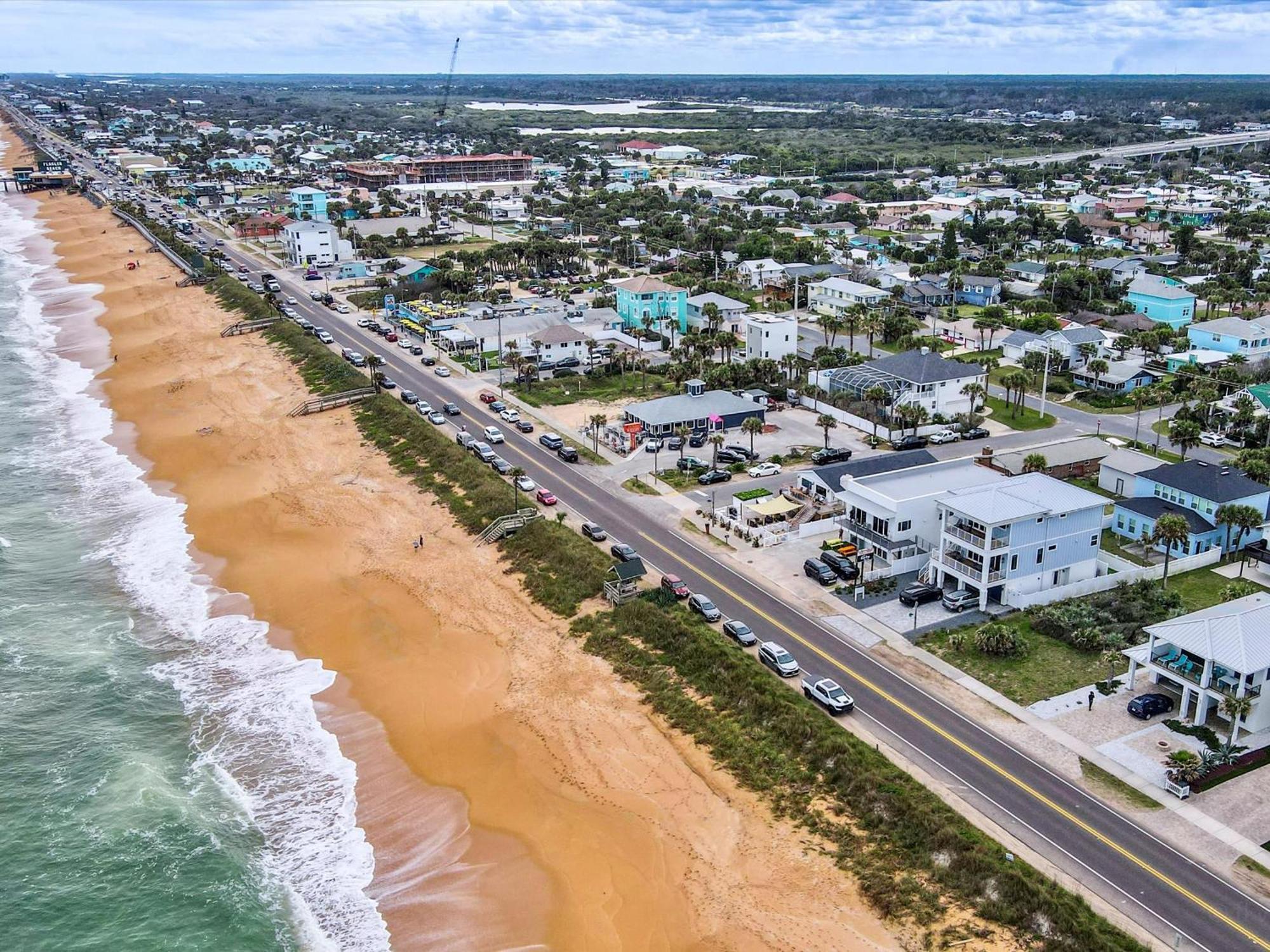 Ocean Front Flagler Beach Sleeps 5 People Apartment Bagian luar foto