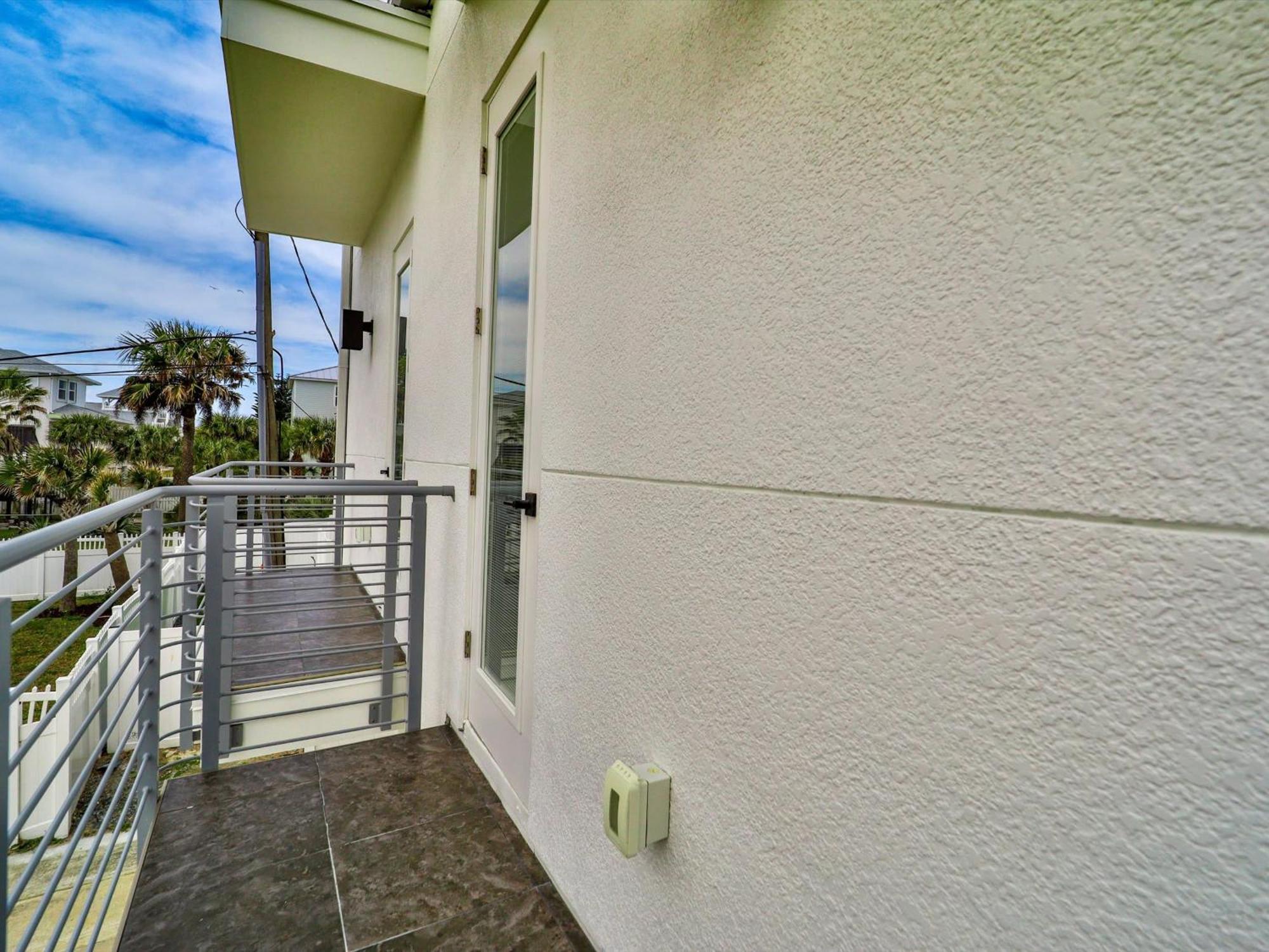 Ocean Front Flagler Beach Sleeps 5 People Apartment Bagian luar foto